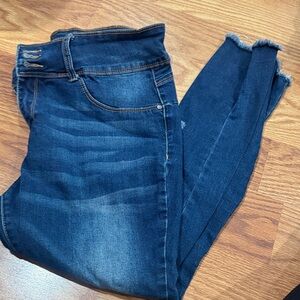 Classic Indigo Skinny Jeans for Women